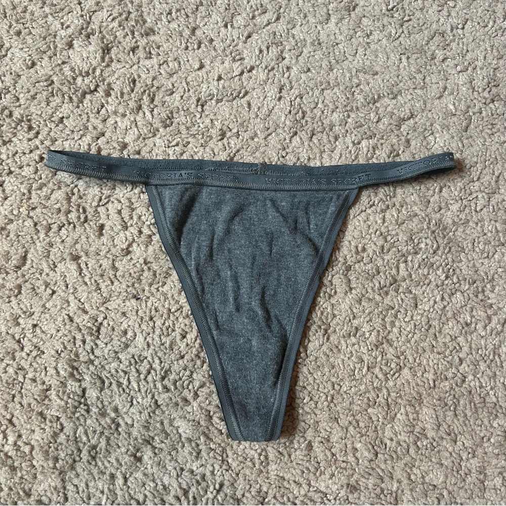 Victoria's Secret Charcoal Gray Logo-Trim V-String Thong Large Vintage